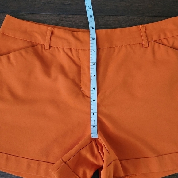 Versona Modern Fit Bright Orange Mid-Rise Cuffed Chino Shorts Women's Size 8 - Picture 7 of 8